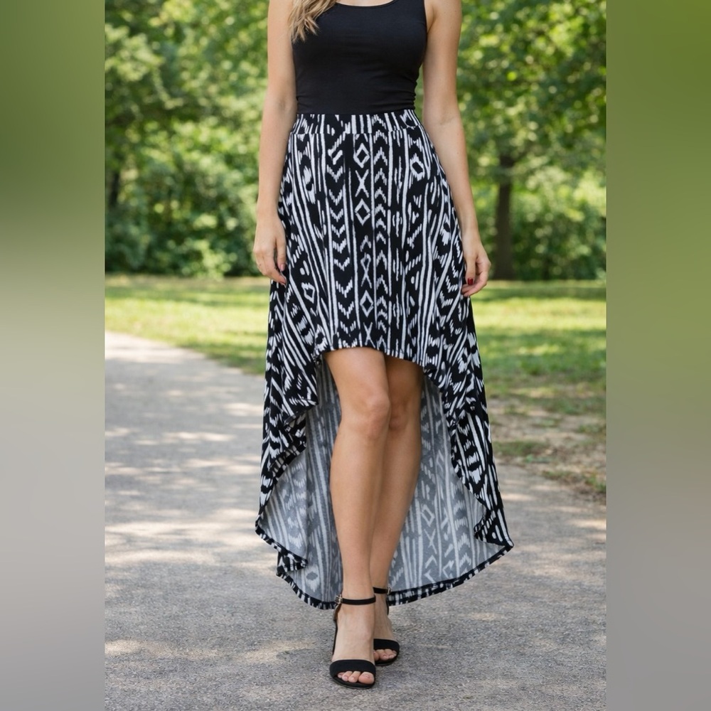 LuLaRoe Medium Olivia Geometric Print Aztec Hi-Low Skirt